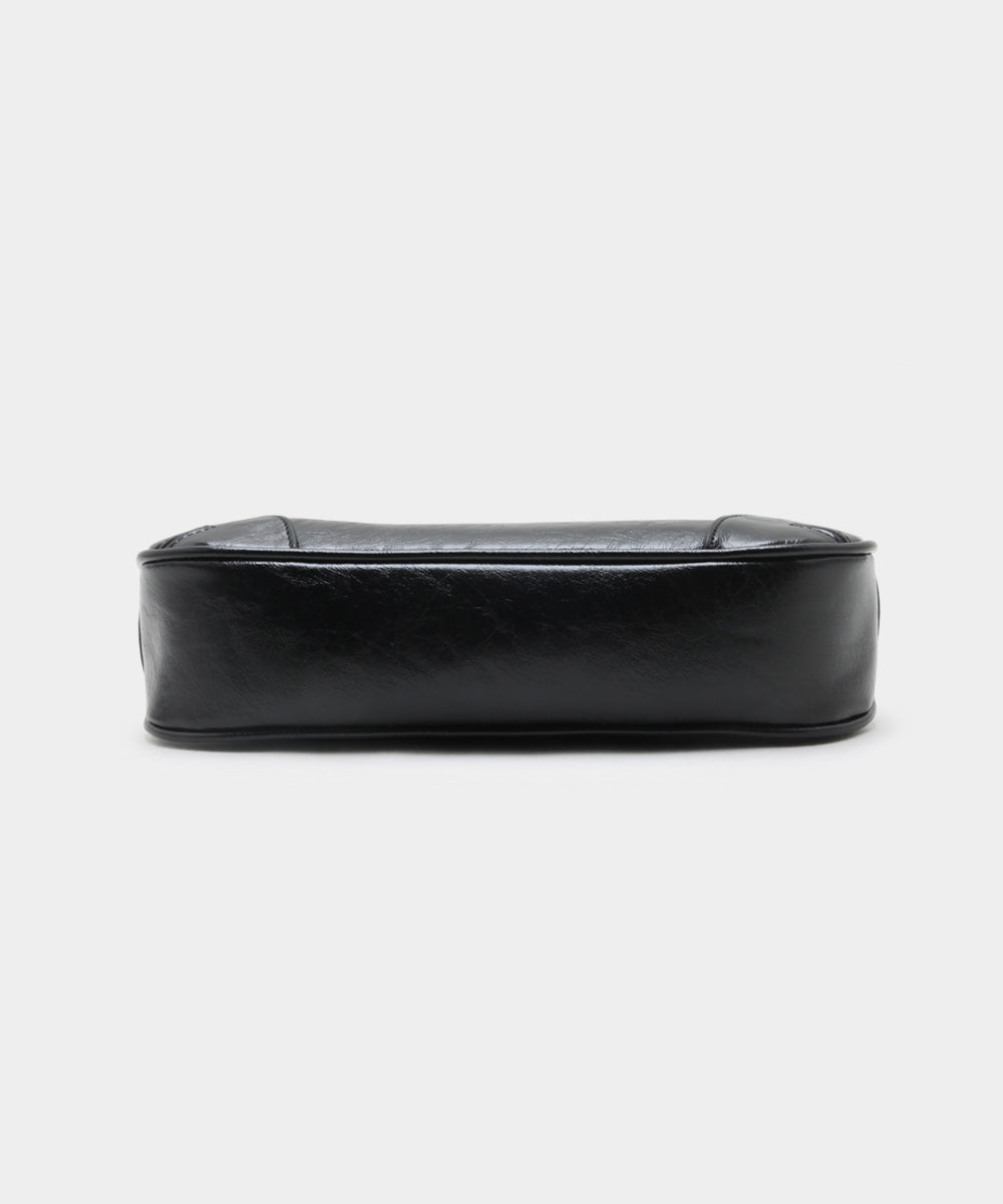 Clea - Black